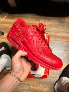 Nike AirMax 90 Red October